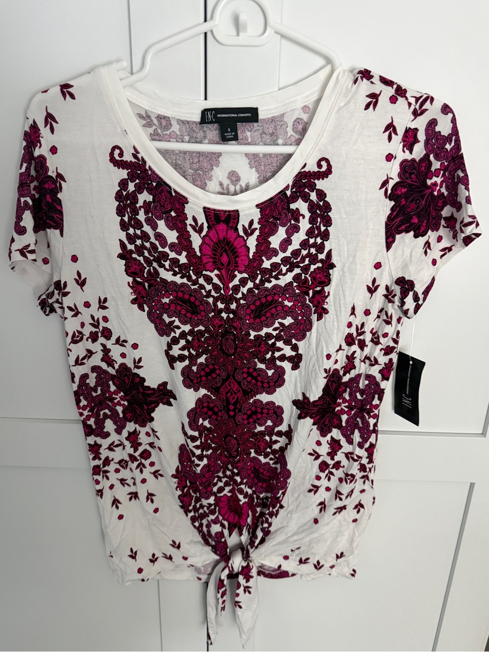 INC International Concepts White Tee with Magenta Floral Print & Front Tie small